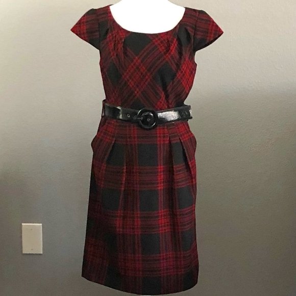 Tahari Dresses & Skirts - Tahari Arthur S. Levine Dress